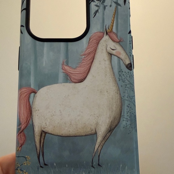 Stringberry iPhone 14Pro case - Picture 3 of 5